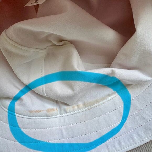 NWT Lululemon Bucket Hat - Picture 3 of 3